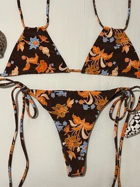 NWOT Acacia Swimwear Ines Set